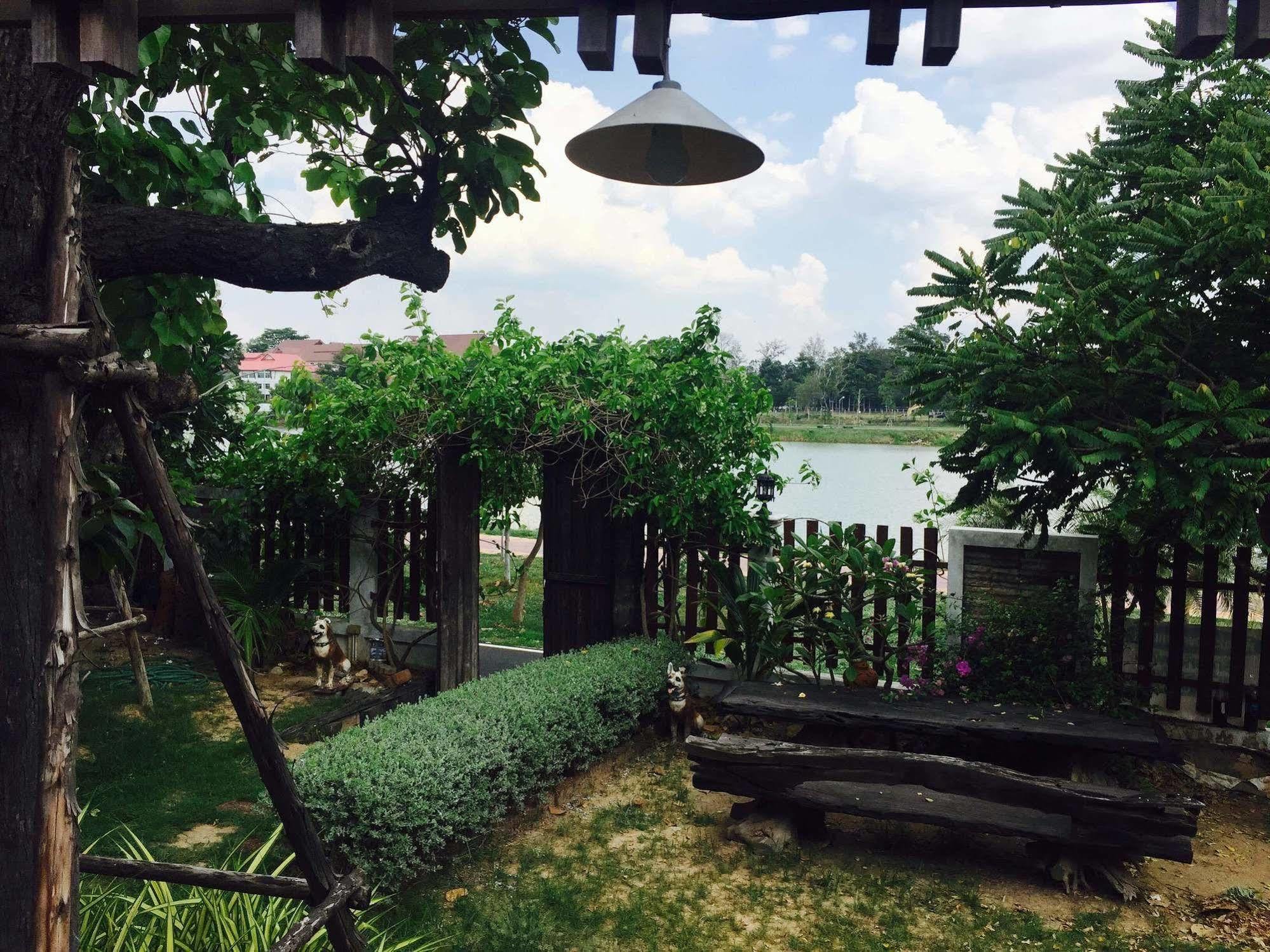 Huaymuang Apartment Ubon Ratchathani Dış mekan fotoğraf